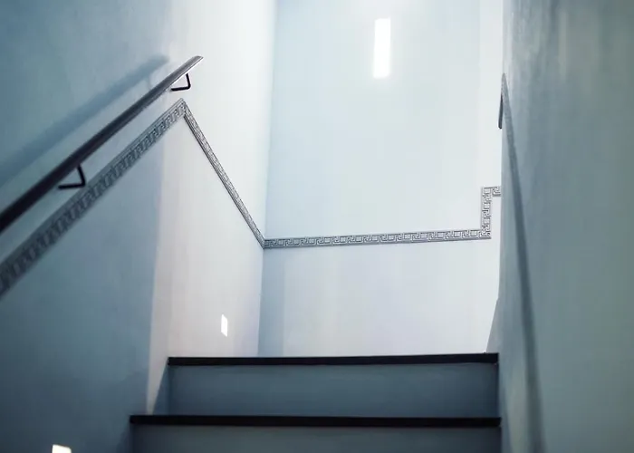 Guesthost - Costiglioli & Elegant Duplex Apartamento