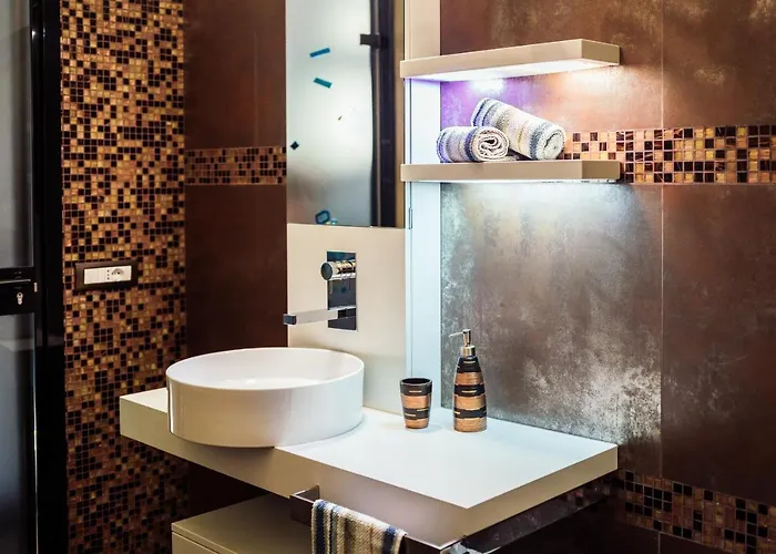 公寓 Guesthost - Costiglioli & Elegant Duplex